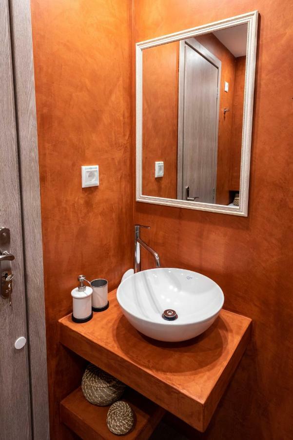 Acropolis Koukaki Newly Renovated 55Sq.M Apartment Athens Luaran gambar